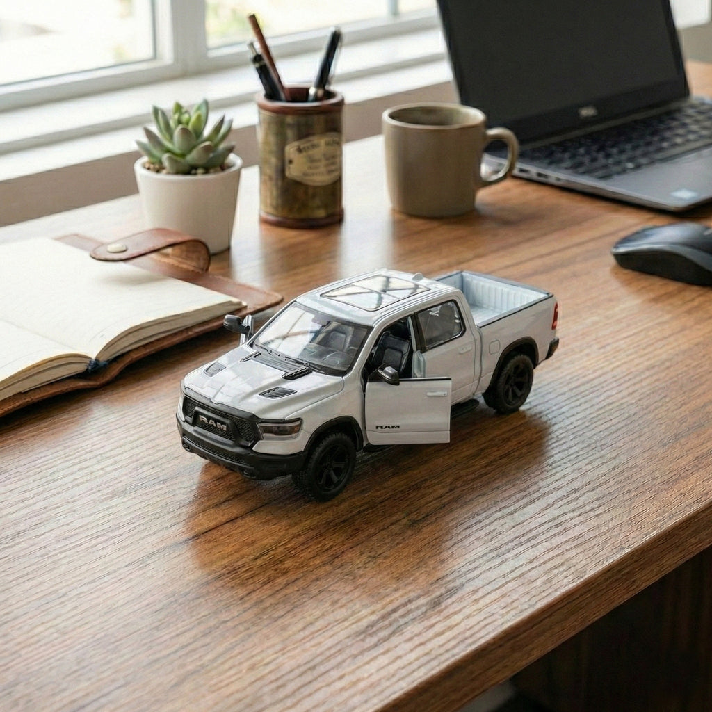 Ford F-150 Raptor Blanca